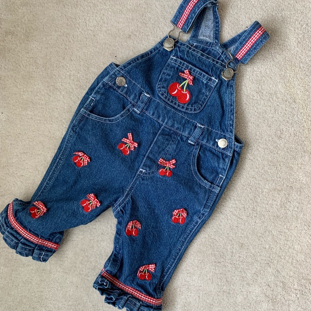 Toddler girls jean outfit 3-6M  EUC